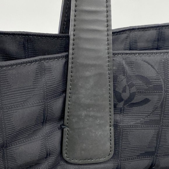 Chanel Tote Bag New Travel Nylon Black Champagne Ladies - Picture 7 of 10